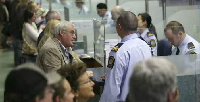 Co można przewieźć do USA? Uniknij problemów z importem!