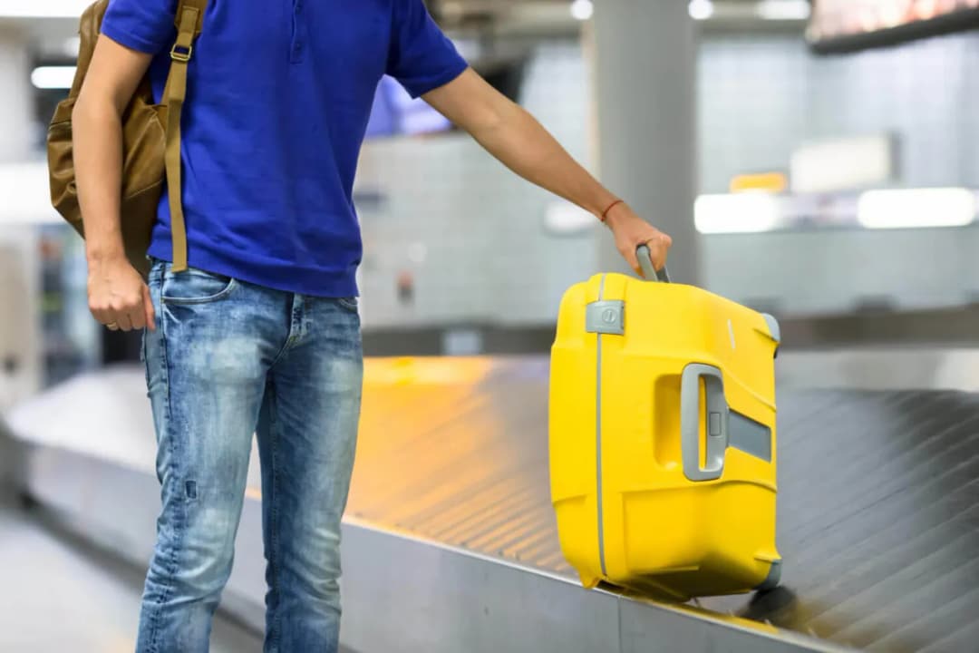 Czy waga bagażu się sumuje? Sprawdź zasady i uniknij opłat