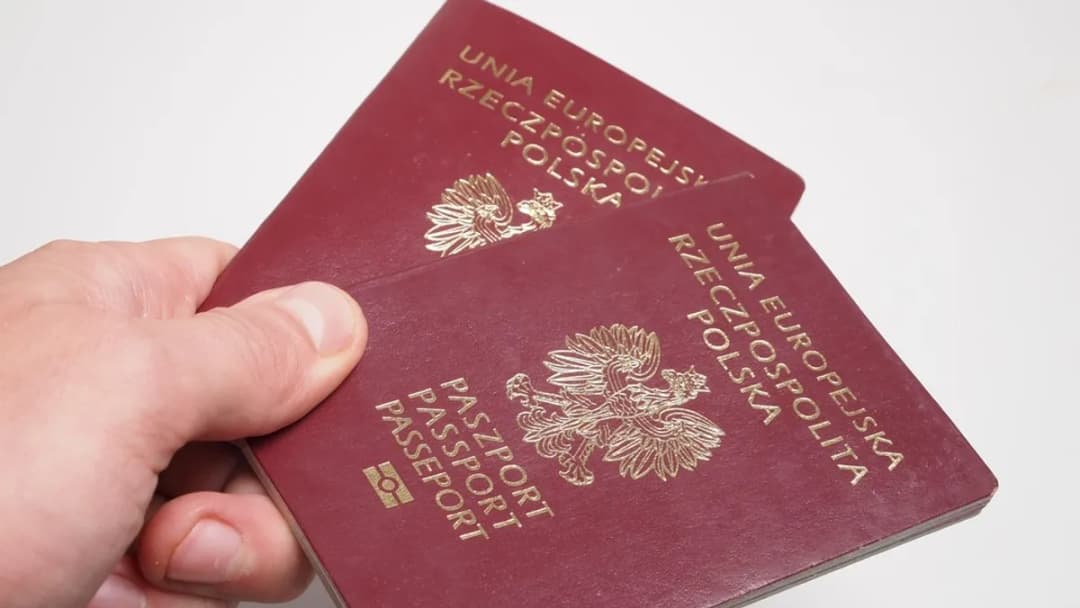 Ile naprawdę trzeba czekać na paszport? Sprawdź, jak uniknąć opóźnień!