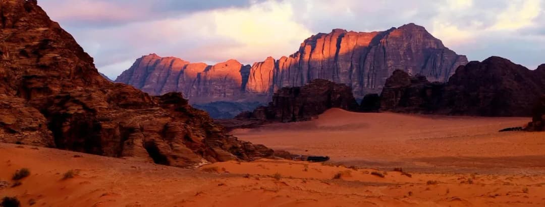 Jordania kiedy jechać? Odkryj najlepsze miesiące na podróż