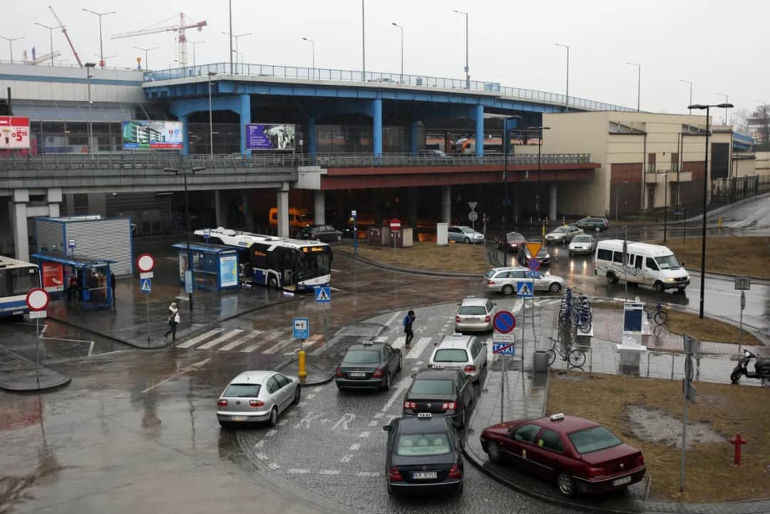 Gdzie jest dworzec główny wschód w Krakowie? Sprawdź lokalizację