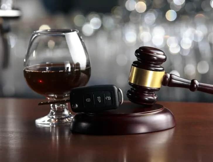 Ile alkoholu można przewieźć do Holandii? Sprawdź limity i przepisy