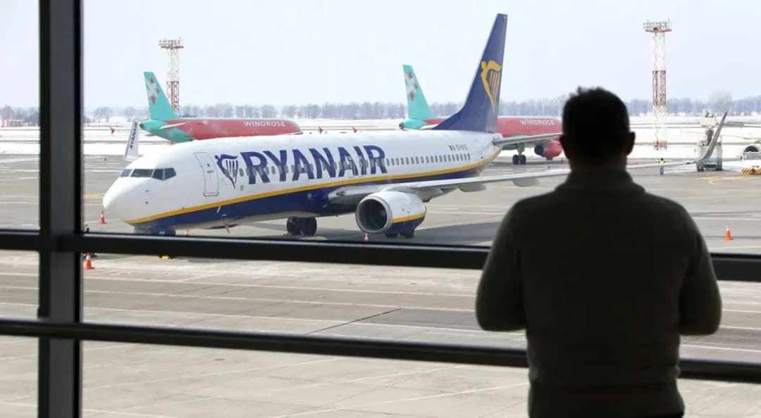 Ryanair bagaż rejestrowany ile przed odlotem, aby uniknąć problemów