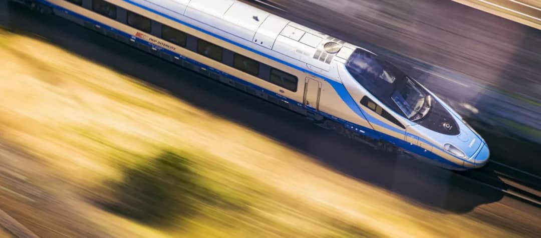 Jak łatwo połączyć się z intercity wifi w pociągu PKP?