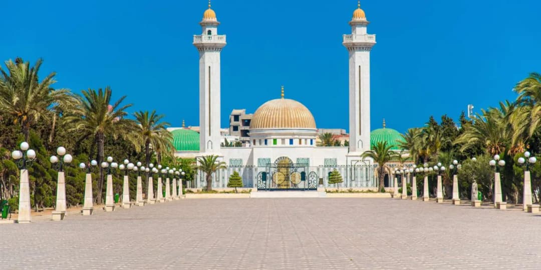 Najlepsze atrakcje w Tunisie: odkryj ukryte skarby i historię