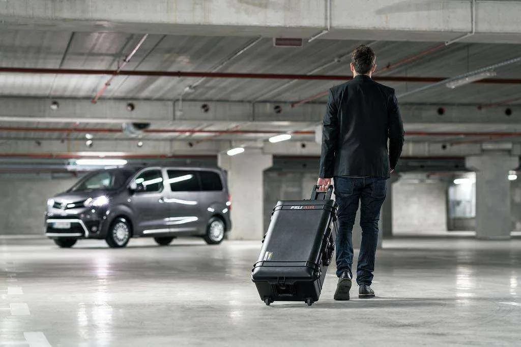 Jakie kółka w walizce wybrać, aby uniknąć problemów w podróży?