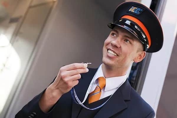 Jak zostać konduktorem w PKP Intercity - wymagania i rekrutacja