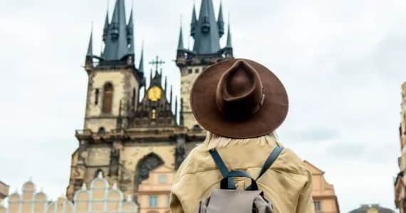 Najpiękniejsze miejsca w Pradze, które musisz zobaczyć w życiu